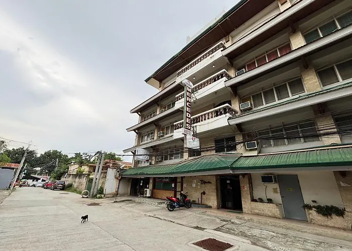 Dona Mercedes Hostel Cebu Stadt